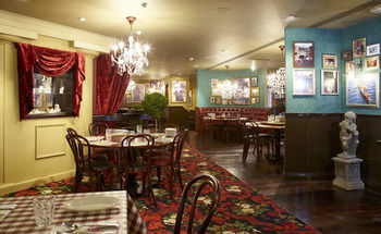 Hotel Village Urban Resort Swindon