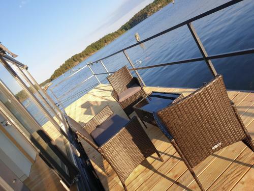 Schwimmendes Haus, Freier Blick Aufs Tolle Wasser