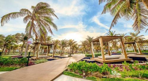 Golf Ville - Beach Park Luxury Apartment