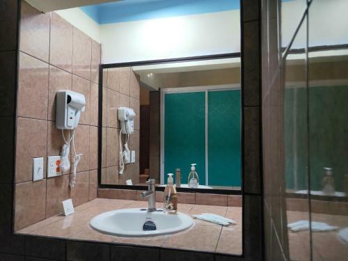 Sunshine View Hotel