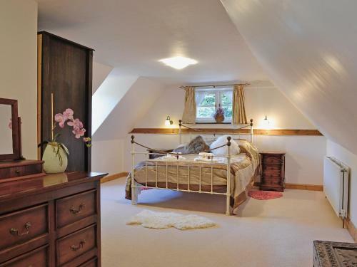 Rocombe Thatch
