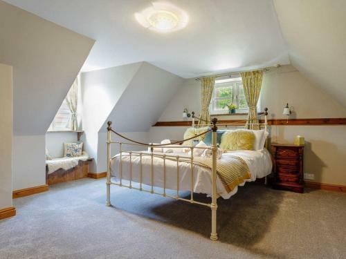 Rocombe Thatch