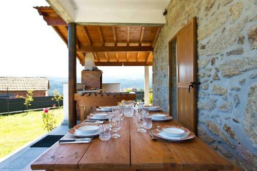 Casa Na Aldeia / House In Village