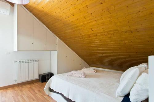 Casa Na Aldeia / House In Village