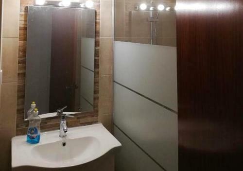 Two Bedroom Holiday Apartment In Arma��o de P�ra