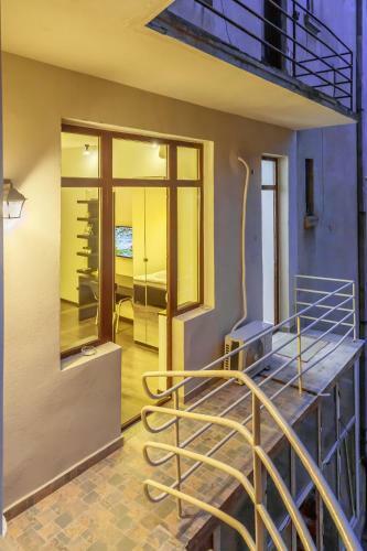 Apartamento Ch�teau: Upscale Suites In Bucharest's Historical Center!
