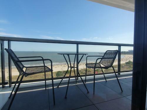 Modern Apartment Close To The Beach Montevideo Uy