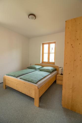 Hostal Apartments & Rooms Pr' Skalovc