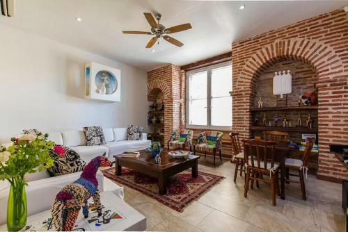 Hotel Casa Del Poeta - Getseman�