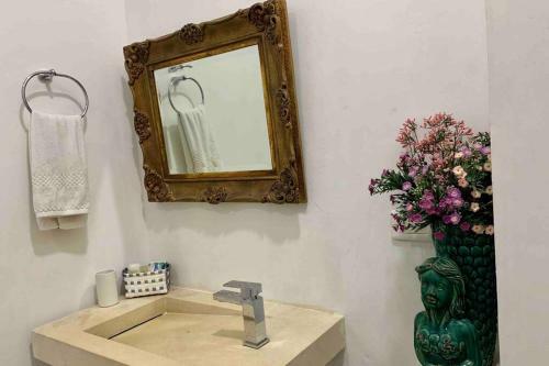 Hotel Casa Del Poeta - Getseman�