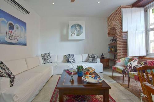Hotel Casa Del Poeta - Getseman�