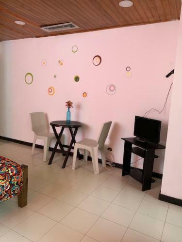 Apartamento Bueno, Bonito Y Barato