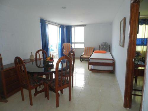 Apartamento En Cartagena, Edificio Nuevo Conquistador 14-07