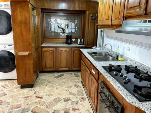 Apartamento Amazing 3br Penthouse, Full Kitchen, Pool, Bar, Dedicated Workspace