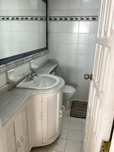 Apartamento Amazing 3br Penthouse, Full Kitchen, Pool, Bar, Dedicated Workspace