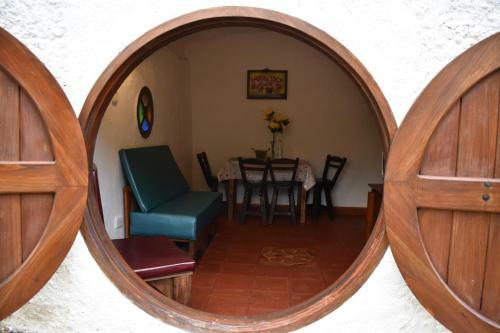 Agroturismo Las Acacias Hobbit House