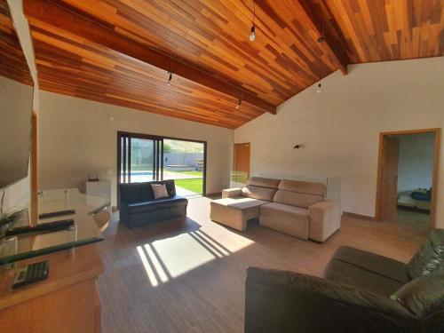 Casa Com Elevado Padr�o Em Atibaia - Comodidade E Seguran�a