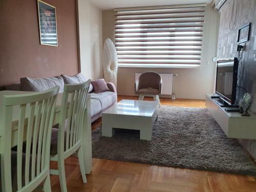 Angel Lux Apartman Sa Garazom