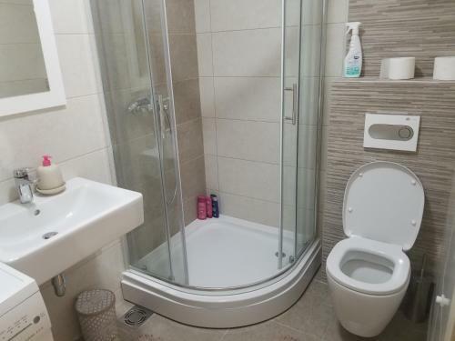 Angel Lux Apartman Sa Garazom