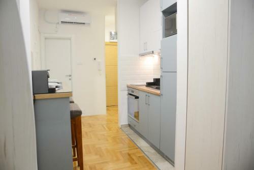 Anna Apartment