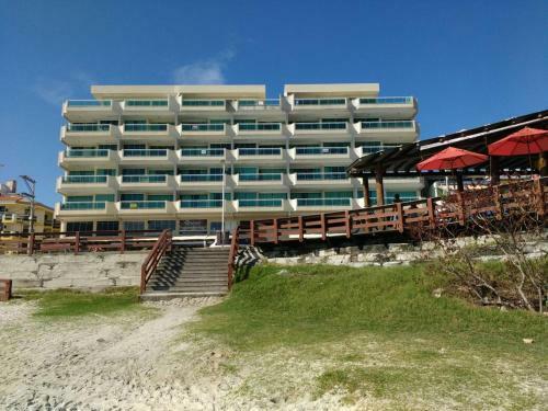 Apartamento Apto Com Ar Condicionado Frente Ao Mar