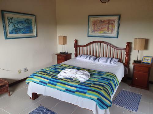 Casa Com 4 Quarto Em Buzios - 2 Suites - Perto De Tudo