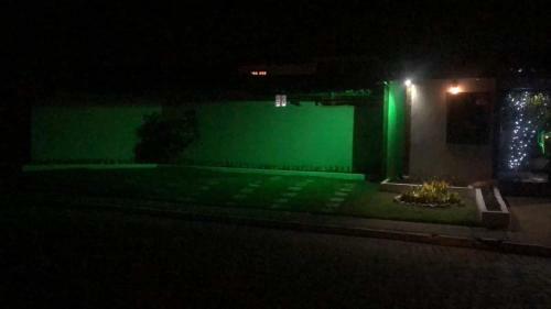 Casa de Praia Com Churrasqueira Privativa E Piscina