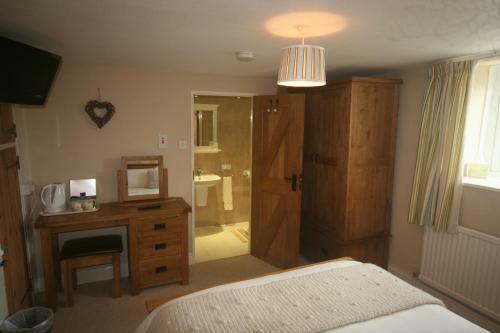 Hostal Sampson Barton Guest House