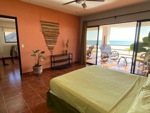 Villa Popoyo Beachfront 2nd Floor - Oceanview & Terrace