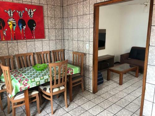 Apartamento Amplo Em Balne�rio Cambori�