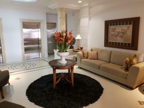 Lindo Apartamento Em Balne�rio Cambori�