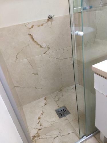 Excelente Apartamento E Localiza��o Perto Da Praia De Bc