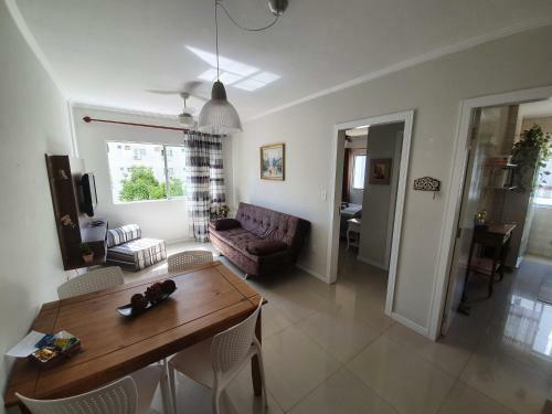 Apartamento A 150m Da Praia, Com Piscina E Wi-fi 90mb