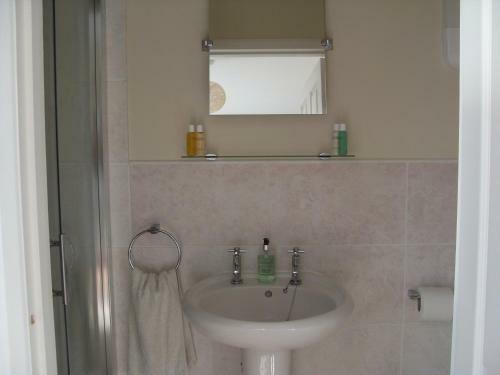 Dol Aur Bed And Breakfast
