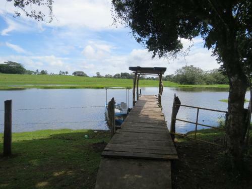 Poponjoche Lodge Ca�o Negro