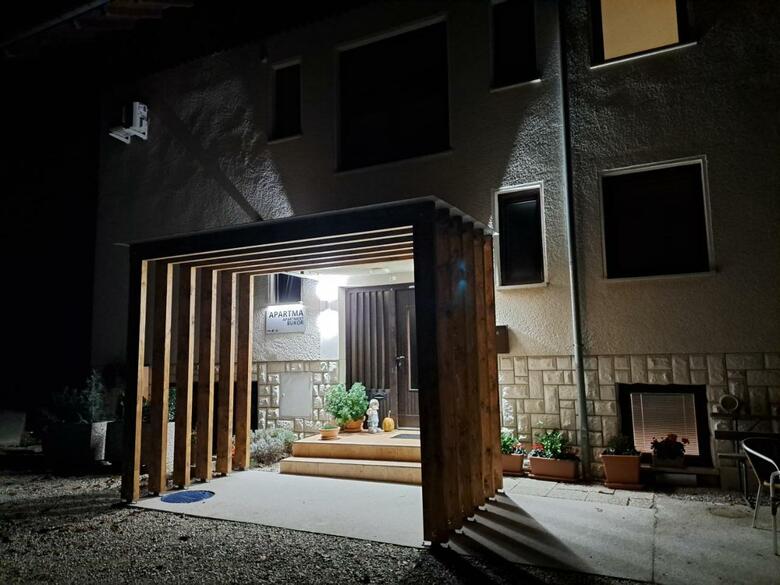 Bukor Apartments