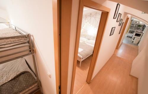 The Maze Apartment