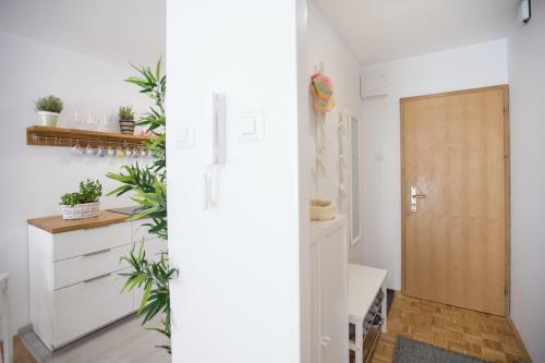 Family Apartment With Garden