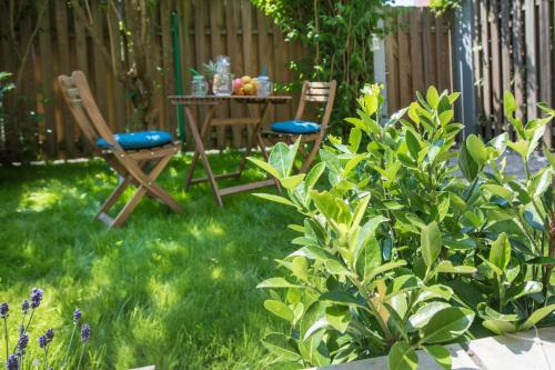 Family Apartment With Garden