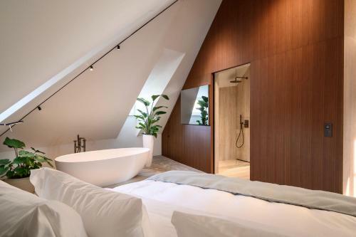 Zlata Ladjica Boutique Hotel