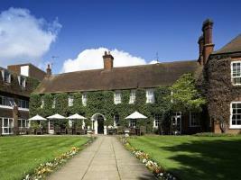 Mercure Farnham Bush Hotel