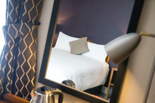 Innkeeper's Lodge Stockport, Heaton Chapel