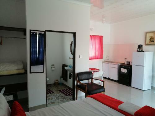 Looks Cottages Self Catering Apartments