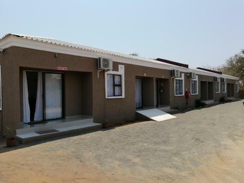 Looks Cottages Self Catering Apartments