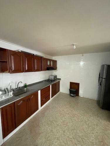 Casa Blanca Incre�ble (casa Completa)