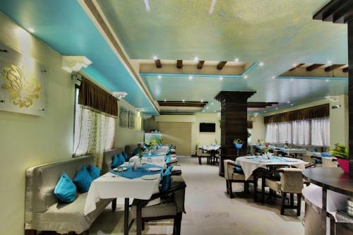 Hotel Heritage Inn
