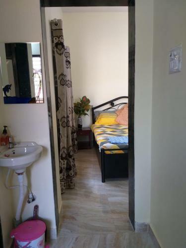 Hostal Shubham Harnai Holidays