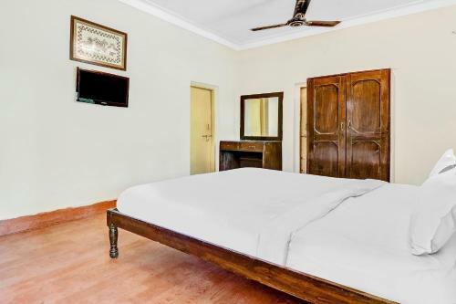 Hotel Collection O 86317 Enjoy Resort