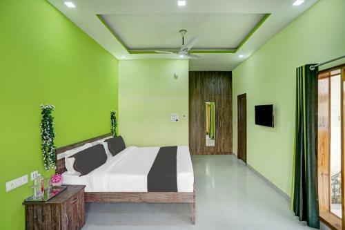 Hotel Collection O 85232 Green Farm Resort