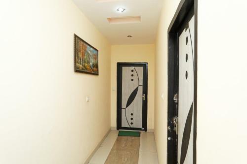 Oyo 24274 Hotel Neel Ganga
